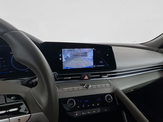 2025 Hyundai Elantra SEL - Photo 10