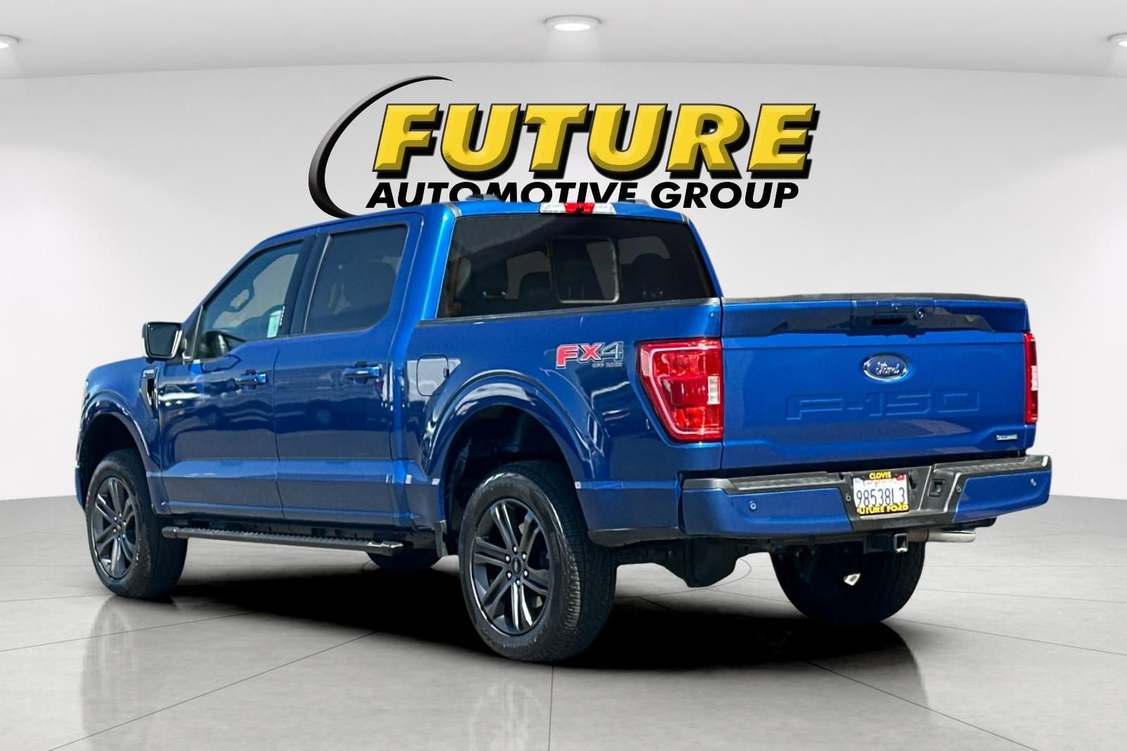 Used 2022 Blue Ford XLT image 5