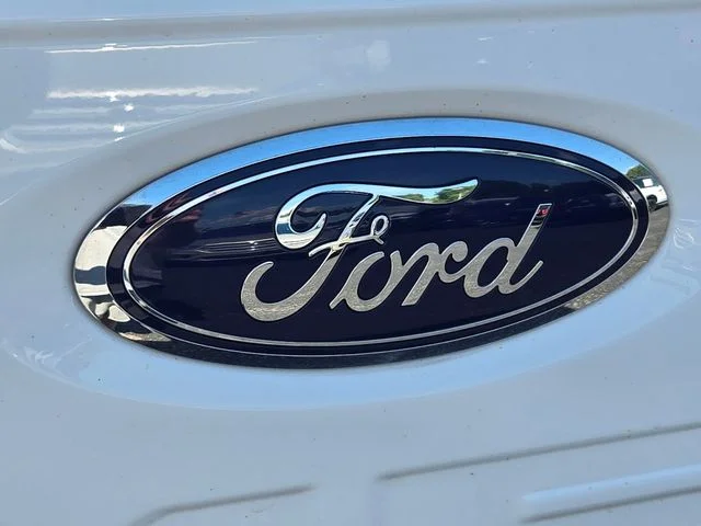 Used 2023 White Ford XL image 16