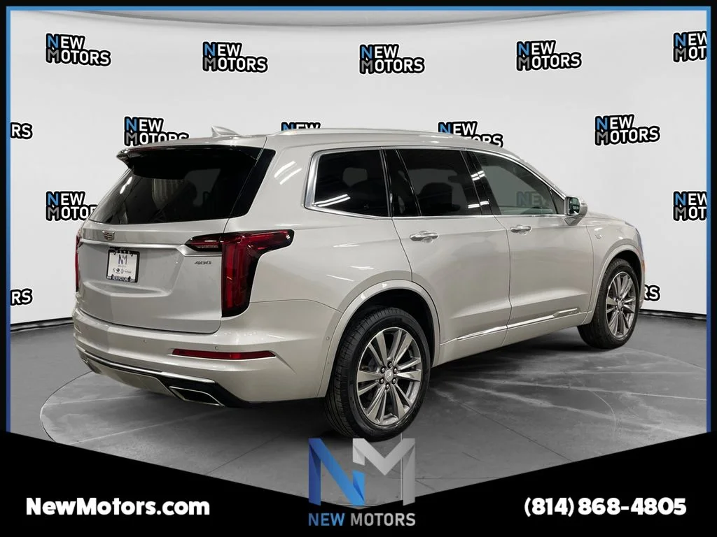 Used 2020 Radiant Silver Metallic Cadillac Premium Luxury image 5