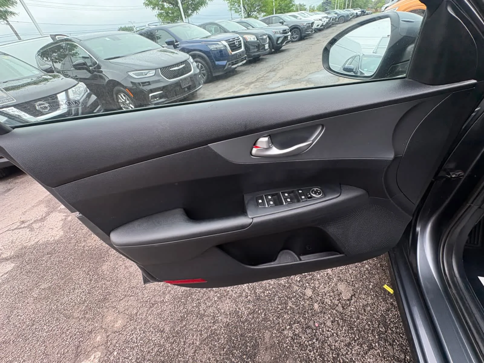 Used 2021 Gravity Gray Kia LXS image 12