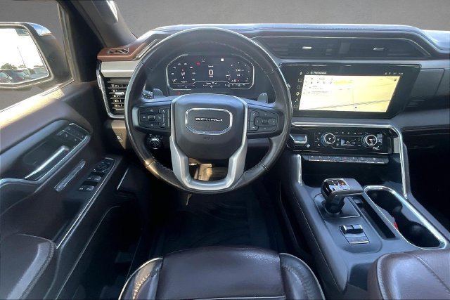 Used 2024 Blue GMC Denali image 3