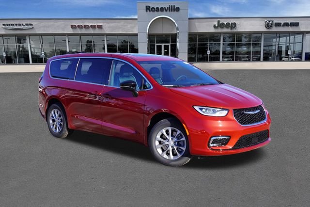 2026 Chrysler Pacifica Limited AWD's photo