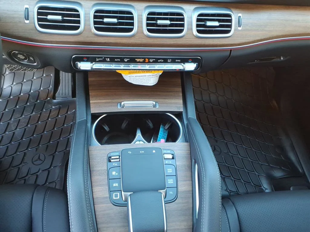 New 2026 Obsidian Black Metallic Mercedes-Benz GLE 350 image 41