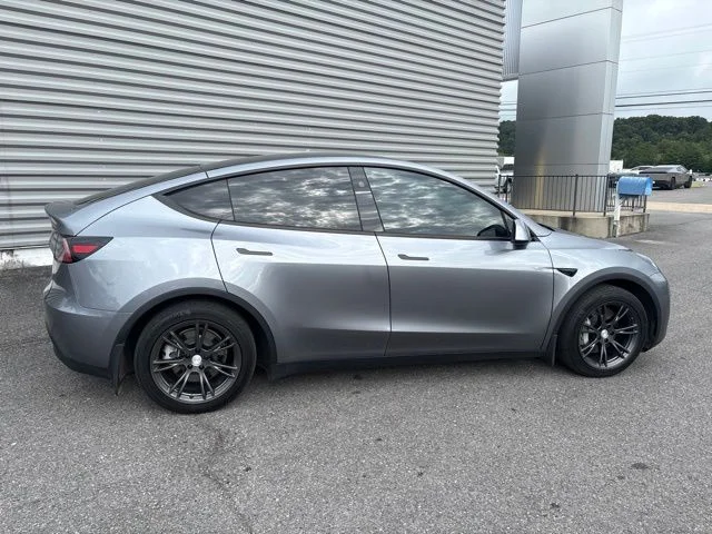 Used 2024 Tesla Model Y Long Range with VIN 7SAYGAEE6RF170356 for sale in Fort Payne, AL