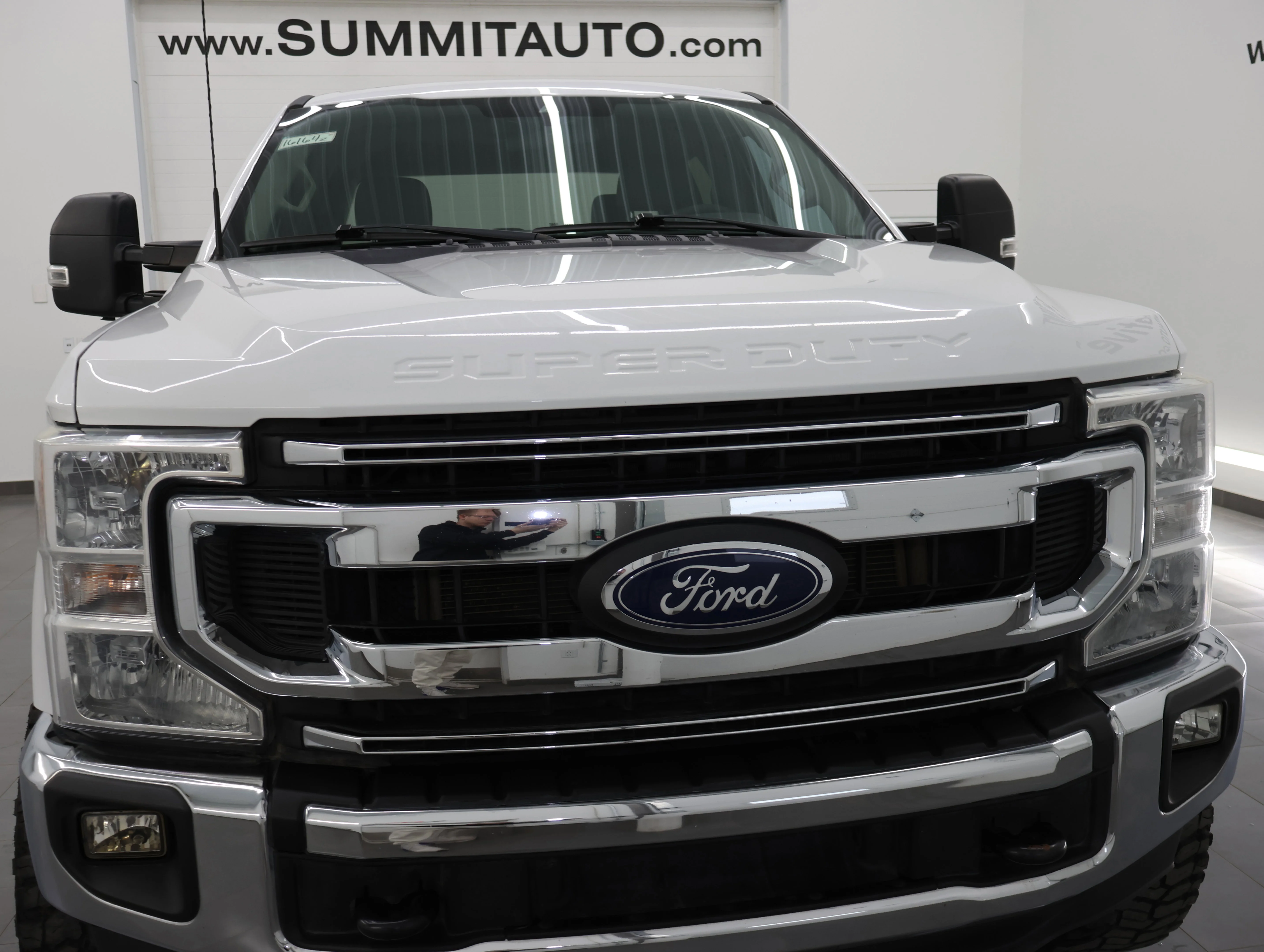 Used 2022 Oxford White Ford XLT image 21