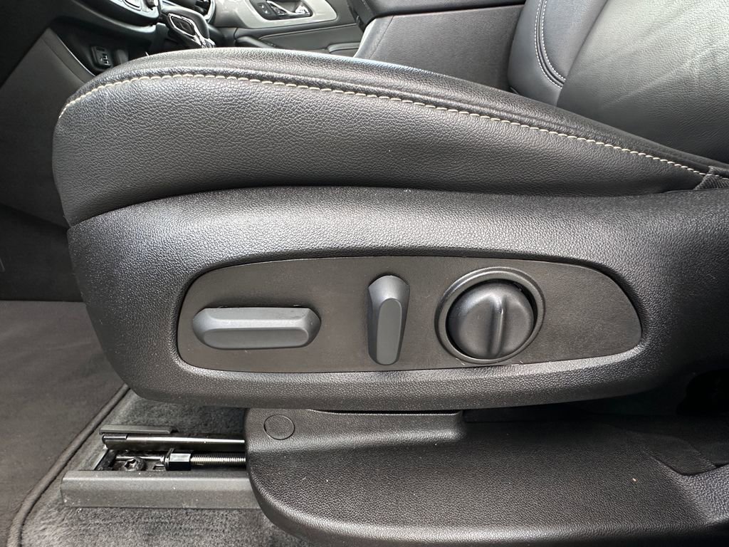 Used 2023 Northsky Blue Metallic Chevrolet LT Leather image 20