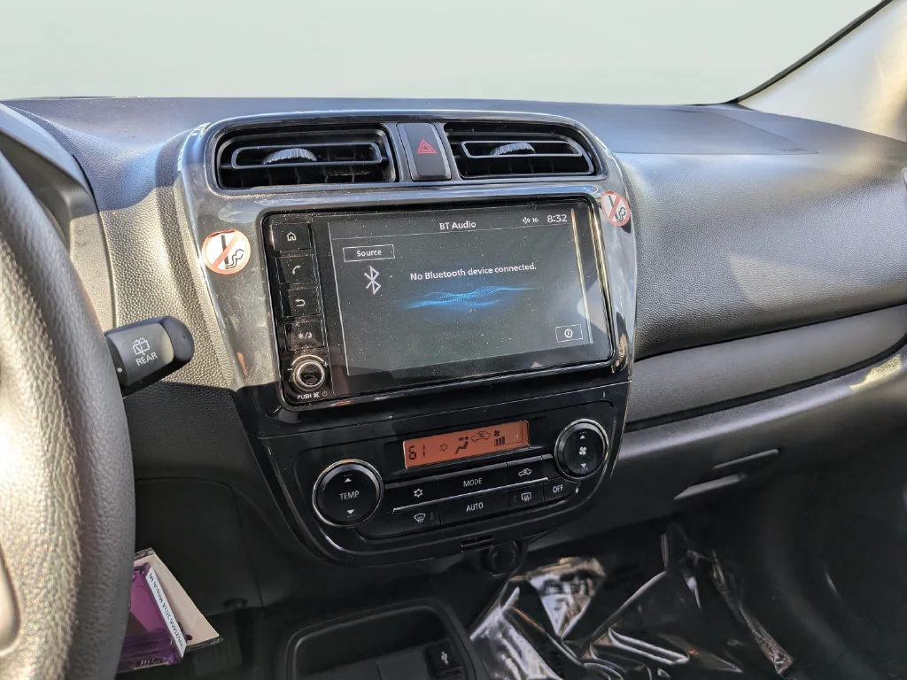 Used 2024 Black Mitsubishi LE image 20
