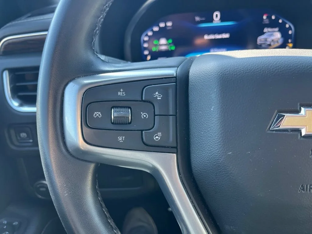 Used 2023 Black Chevrolet Premier image 18
