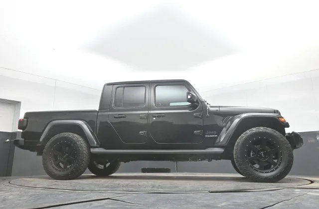 Used 2023 Black Clearcoat Jeep High Altitude image 49