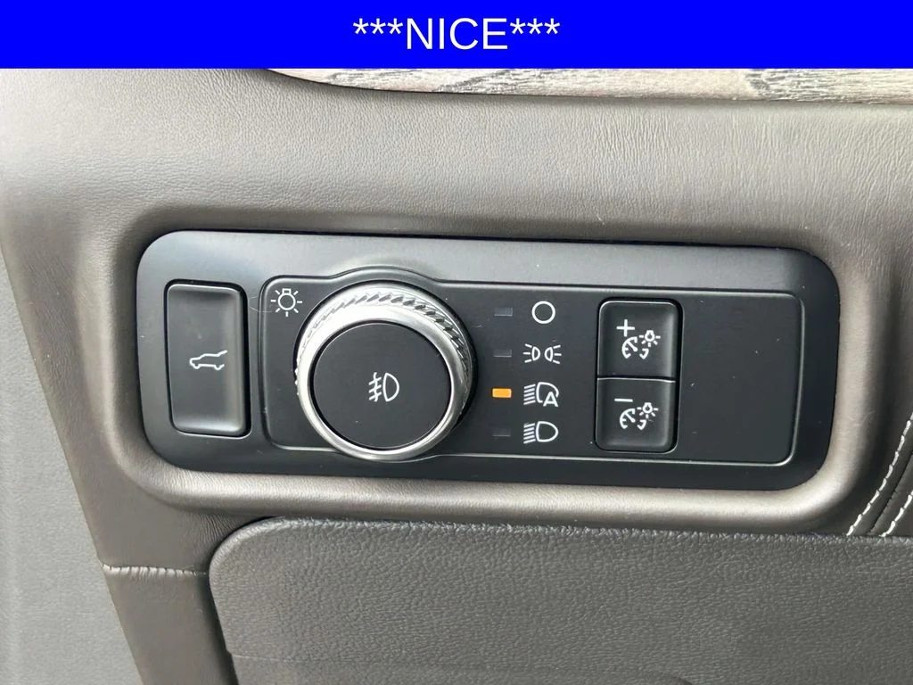 Used 2020 Gray Ford Platinum image 25