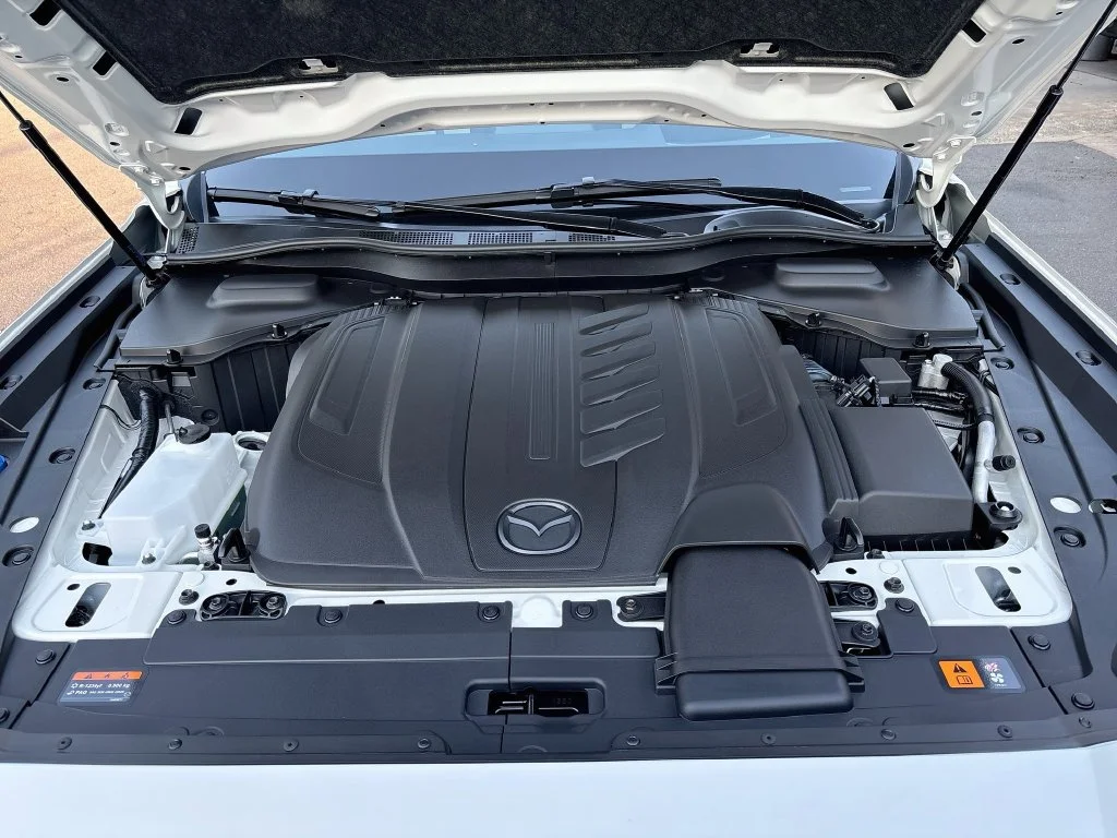 New 2026 Rhodium White Premium Mazda 3.3 Turbo Premium AWD image 32