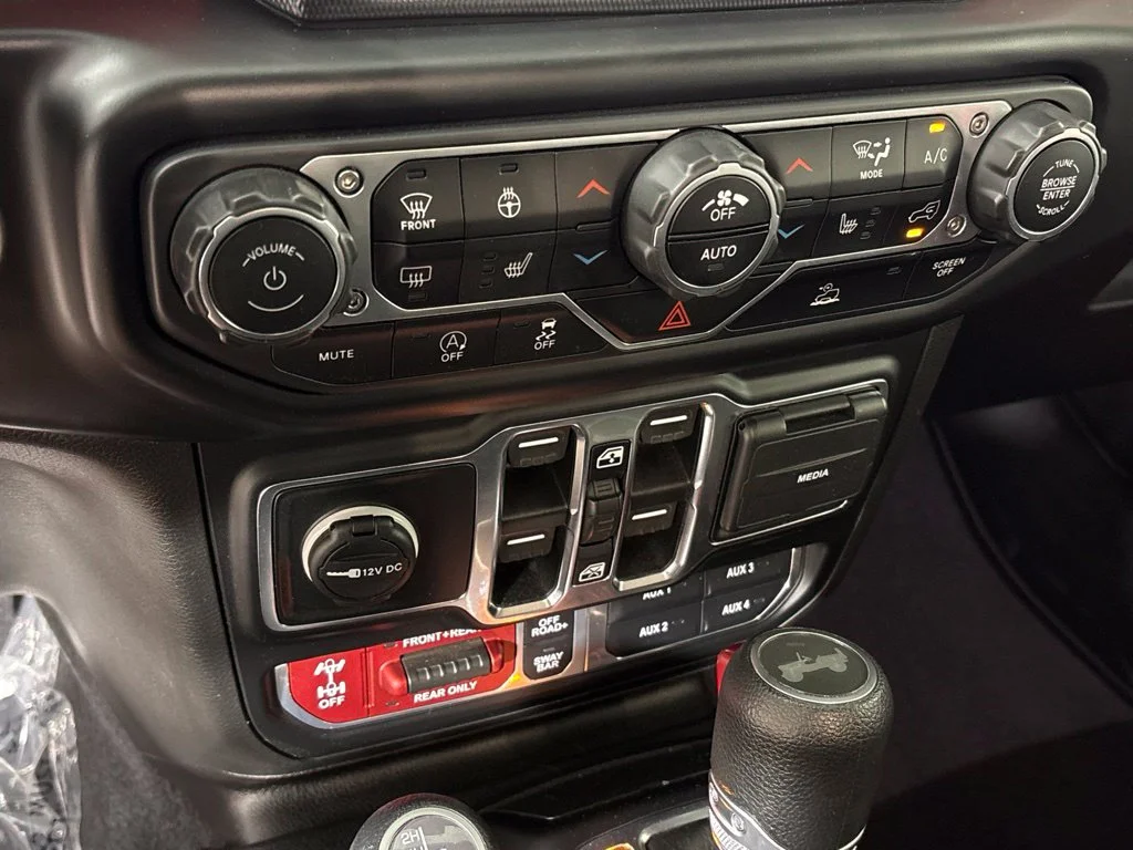 Used 2023 Red Jeep Rubicon image 44