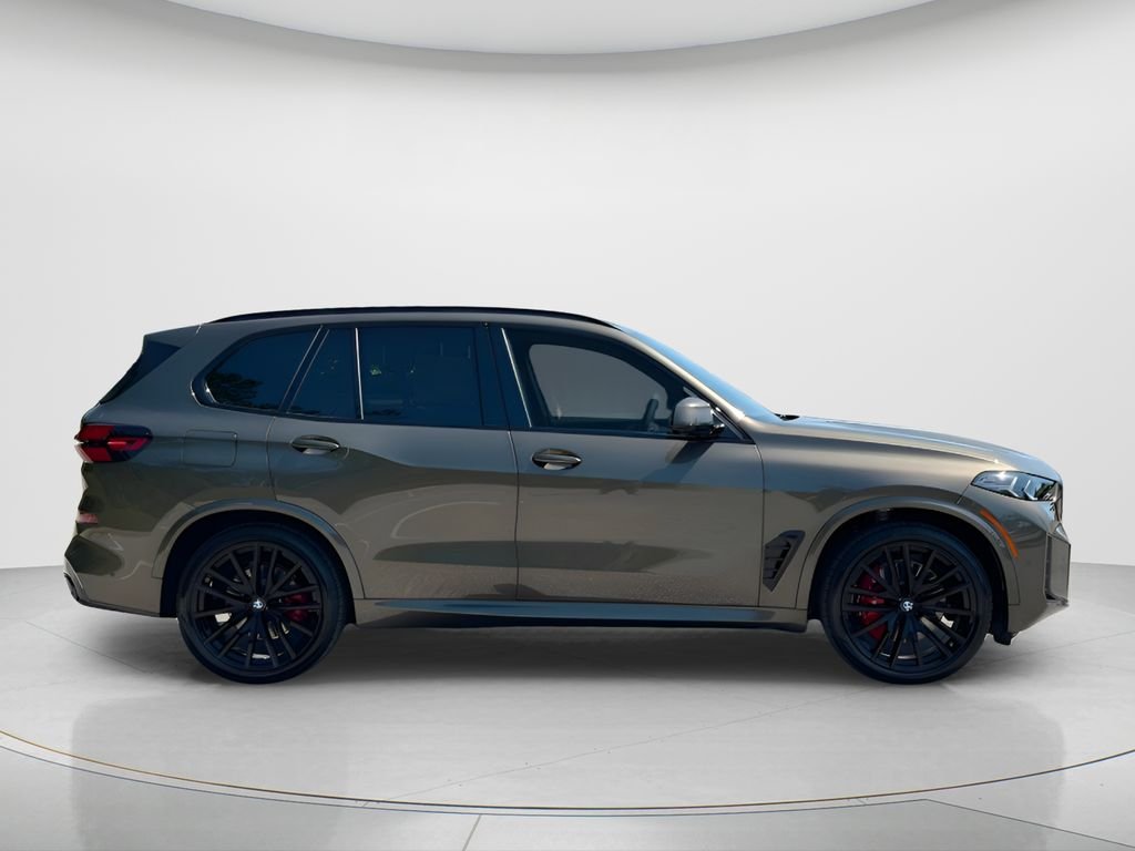 New 2026 Manhattan Green Metallic BMW xDrive40i image 4