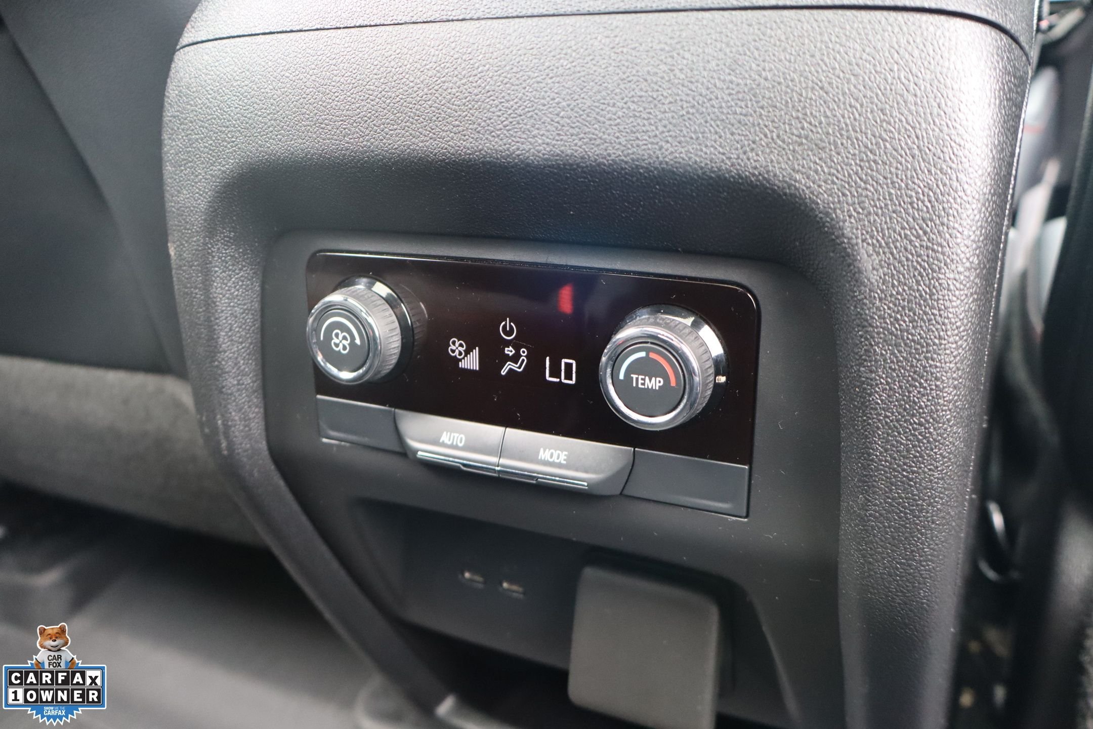 Used 2024 White Chevrolet Z71 image 29