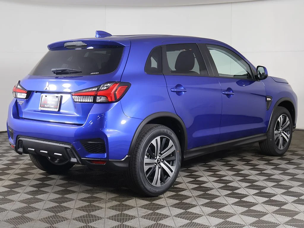 New 2026 Blue Mitsubishi 2.0 ES image 7
