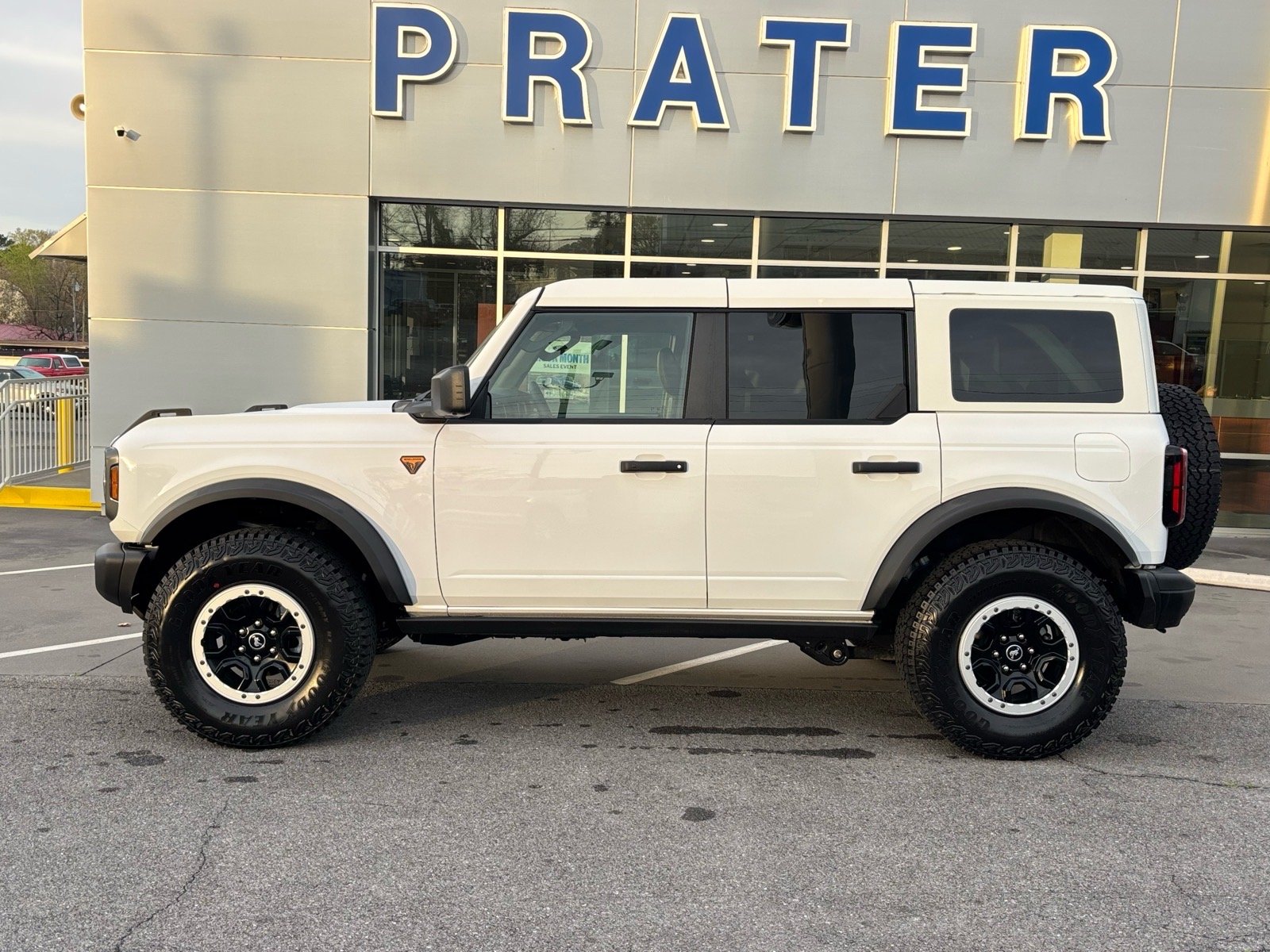 New 2026 Oxford White Ford Badlands® image 4