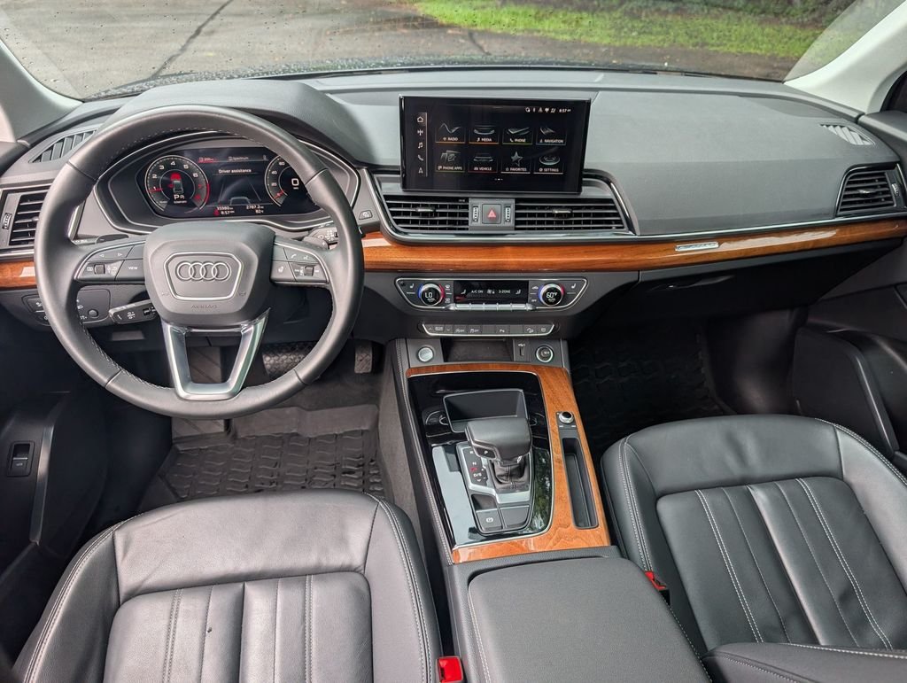 Used 2022  Audi 45 S line Premium image 27