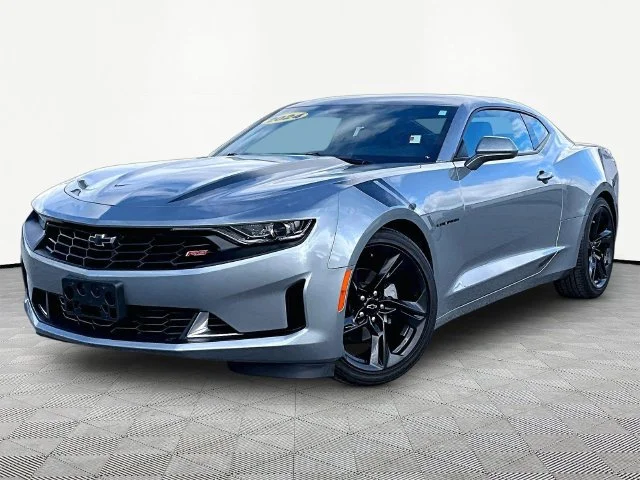 Used 2024 Sharkskin Metallic Chevrolet 1LT image 3