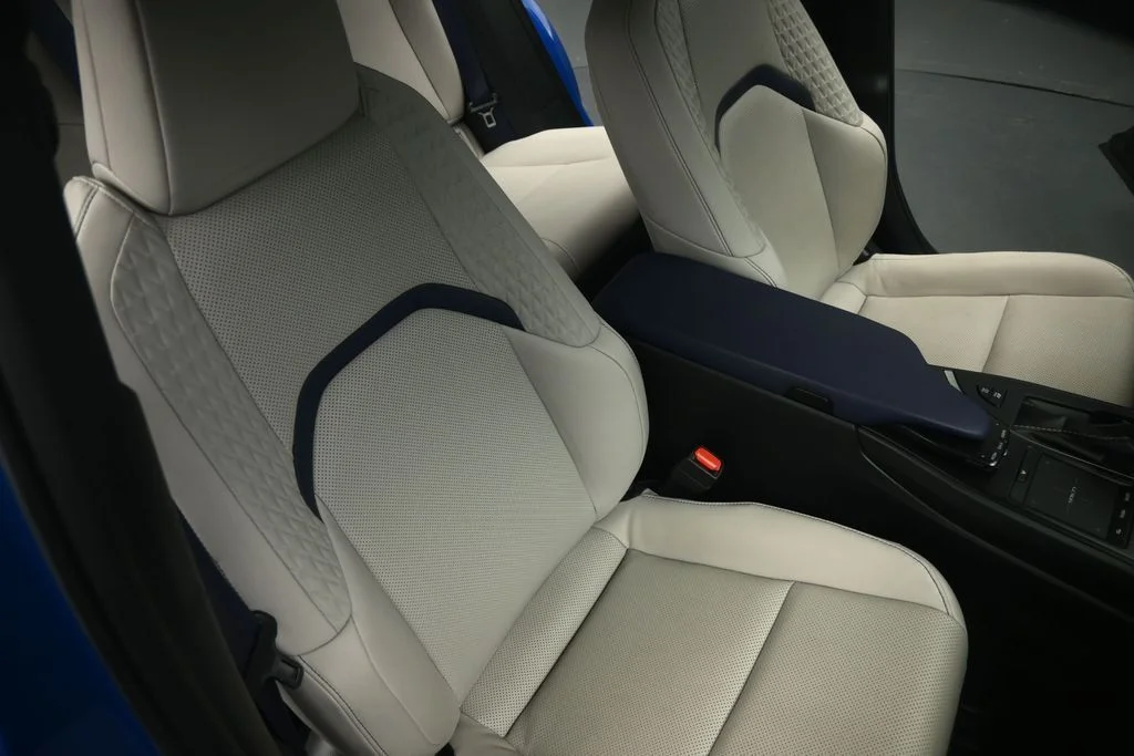 Used 2021 Blue Lexus 250h Base image 66