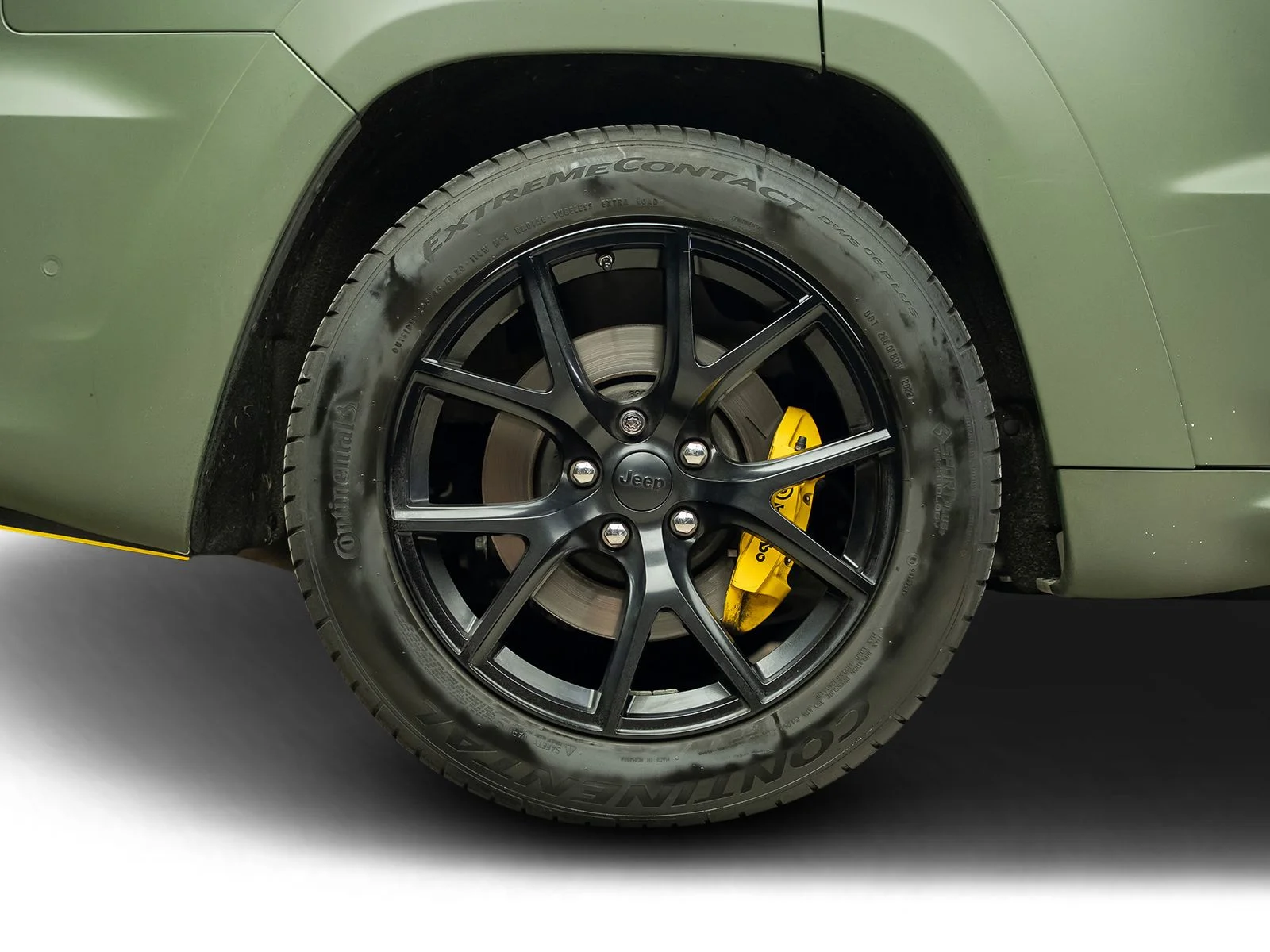 Used 2021 White Jeep Trackhawk image 33