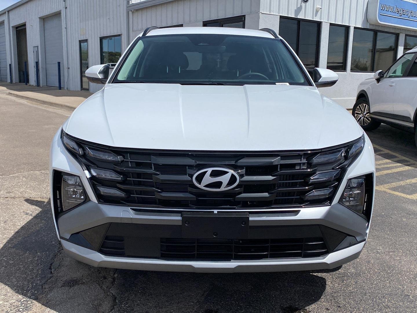 New 2026 Creamy White Pearl Hyundai SEL AWD image 8