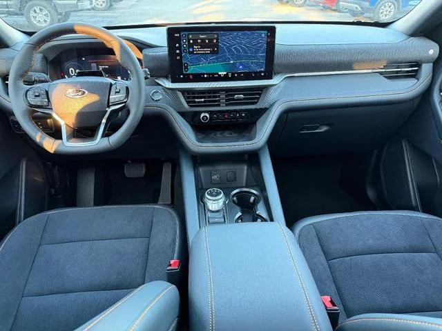 New 2026 Space White Metallic Ford Tremor® image 40