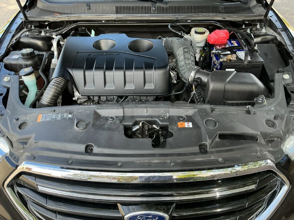Used 2016 Black Ford Limited image 29