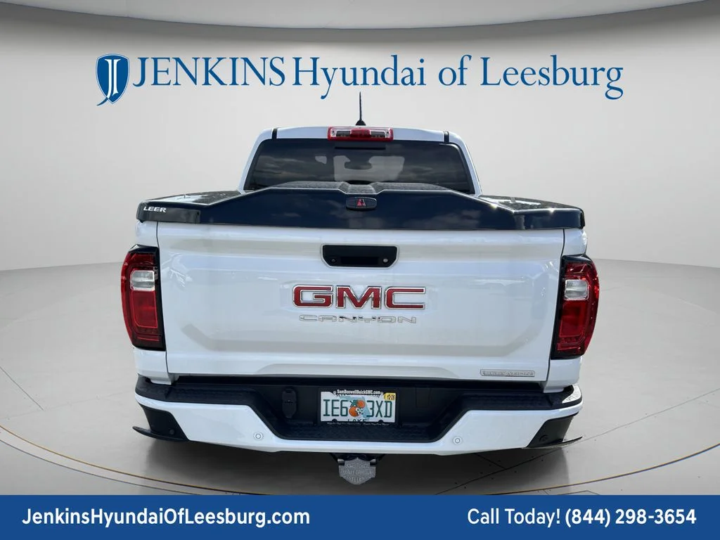 Used 2024 White GMC Elevation image 6