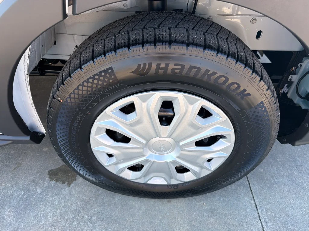 New 2027 White Ford XL image 5