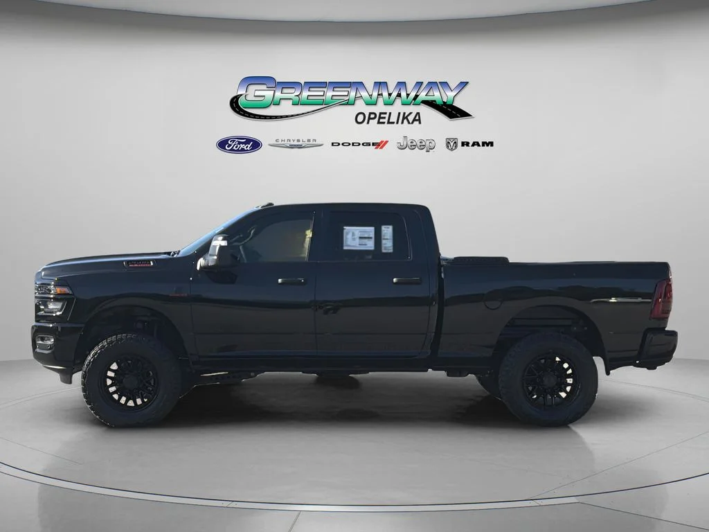 New 2025 Diamond Black Crystal Pearlcoat RAM Big Horn image 7