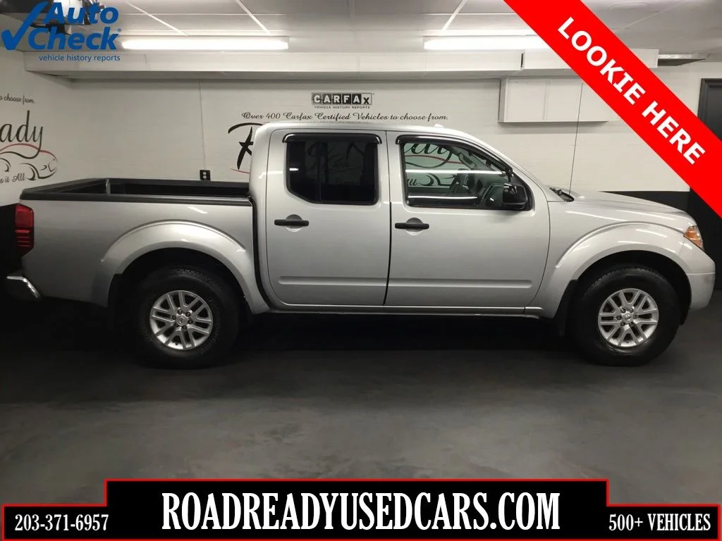 Used 2015 Silver Nissan SV image 1
