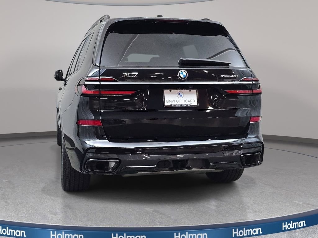 Used 2026 Black Sapphire Metallic BMW xDrive40i image 7
