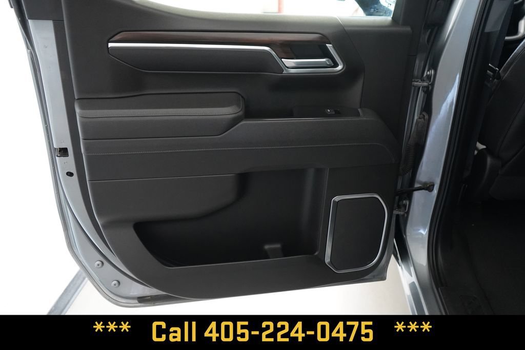 Used 2025 Sterling Metallic GMC SLT image 33