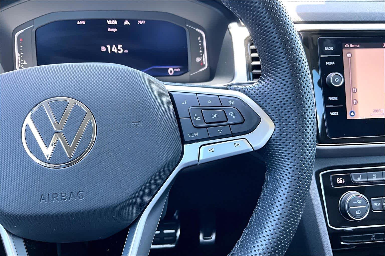 2023 Volkswagen Atlas SEL Premium R-Line - Photo 38