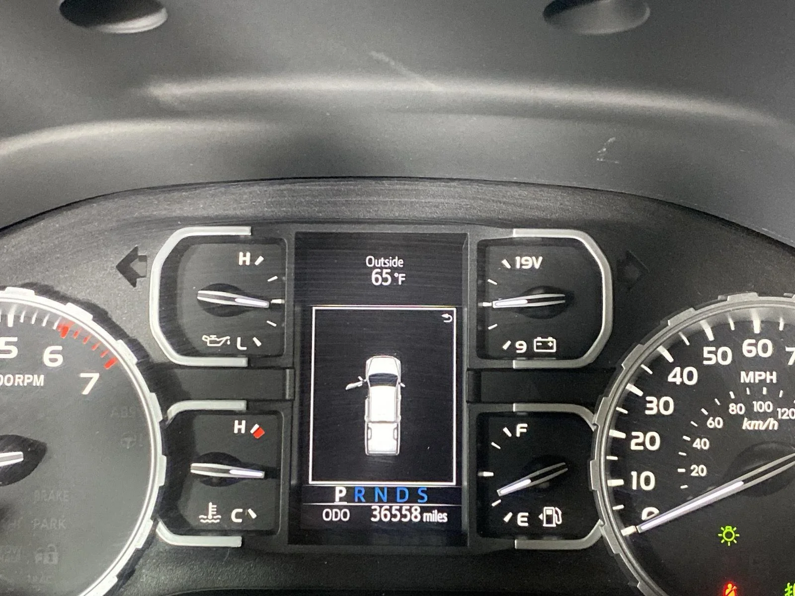 Used 2021 Magnetic Gray Metallic Toyota SR5 image 23