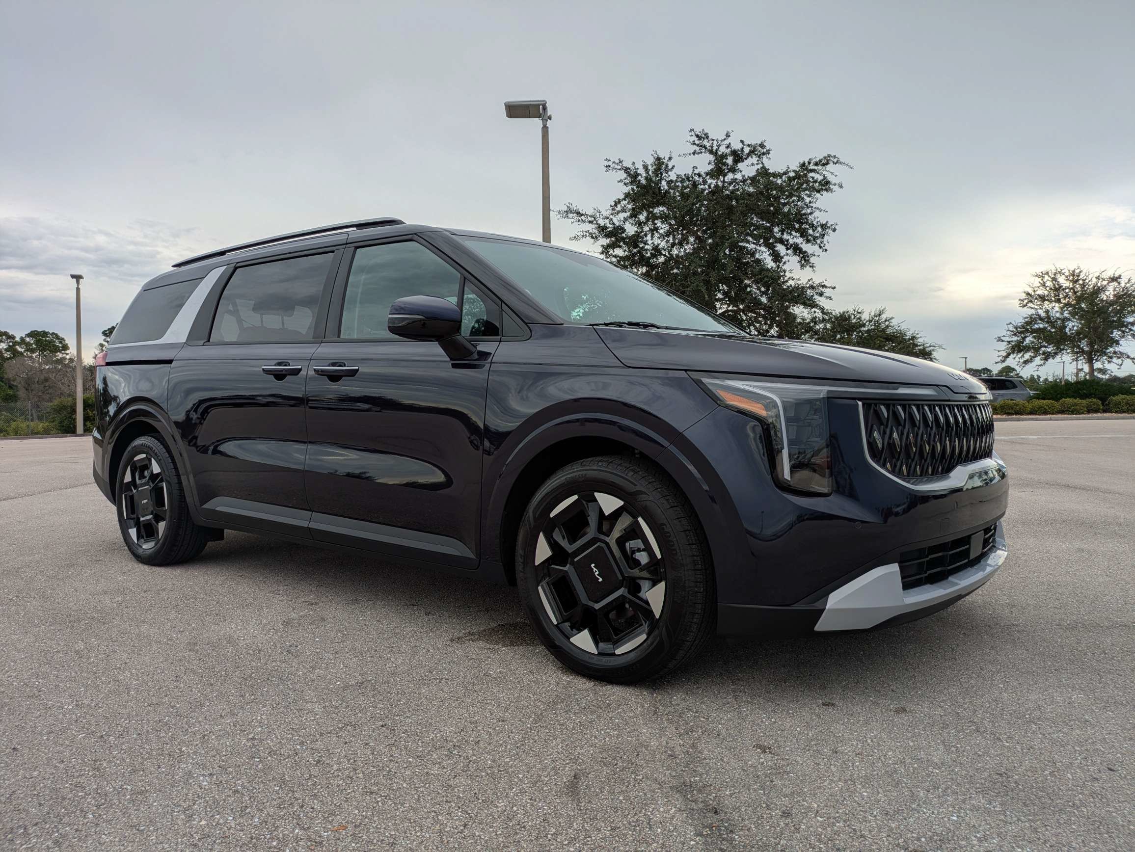 Used 2026 Deep Chroma Blue Kia EX image 2