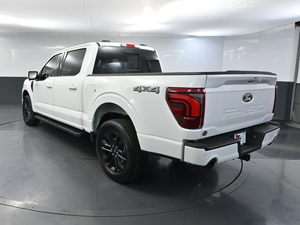 Used 2025 White Ford Lariat image 7