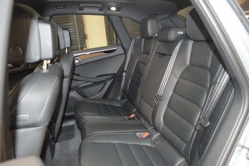 Used 2025 Silver Porsche  image 35