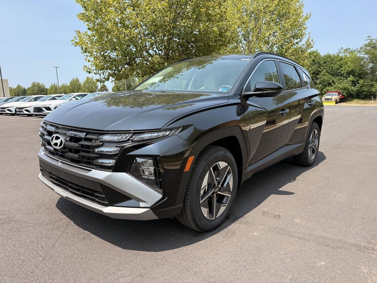New 2026 Ash Black Hyundai SEL AWD image 2