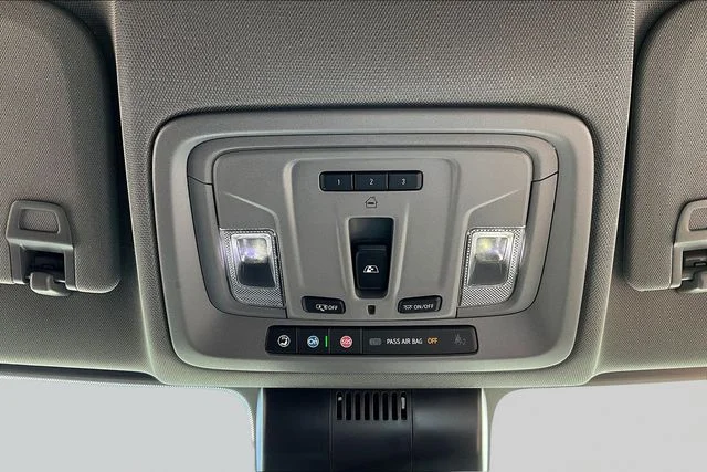 Used 2024 White Chevrolet RST image 28