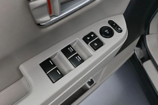 2012 Honda Pilot EX-L - Photo 18