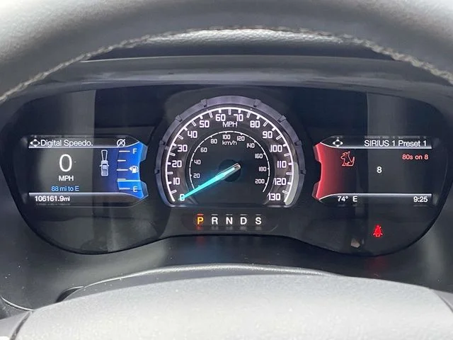 Used 2019 White Platinum Clearcoat Ford Lariat image 20