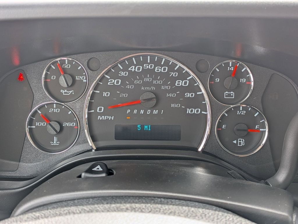 New 2026 Summit White GMC Work Van image 11