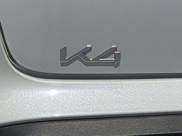 Used 2025 White Kia LXS image 10