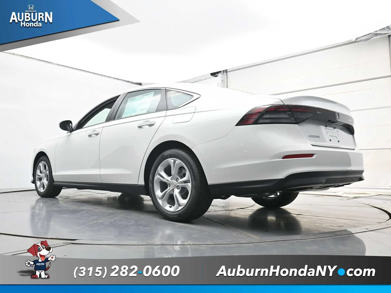 New 2026 Platinum White Pearl Honda LX image 23
