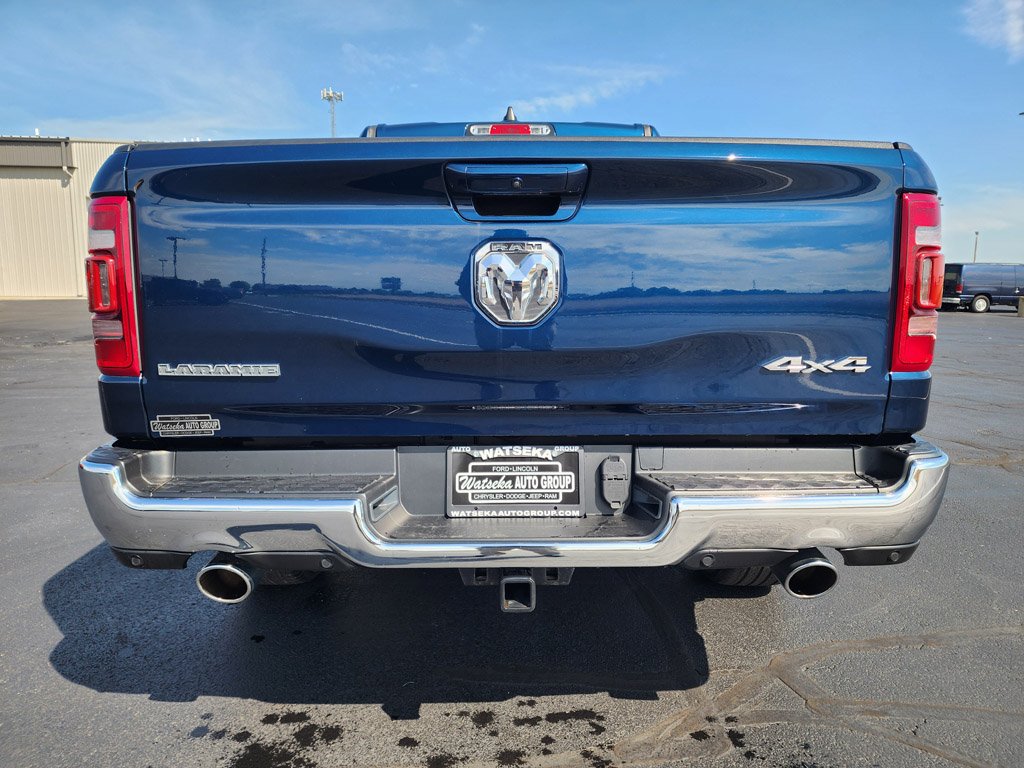 Used 2023 Patriot Blue Pearlcoat Ram Laramie image 6