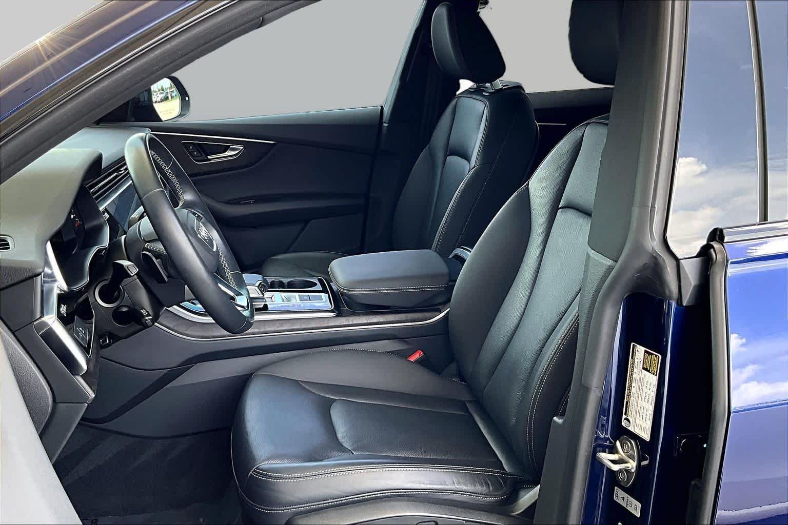Used 2021 Navarra Blue Metallic Audi Premium Plus image 8