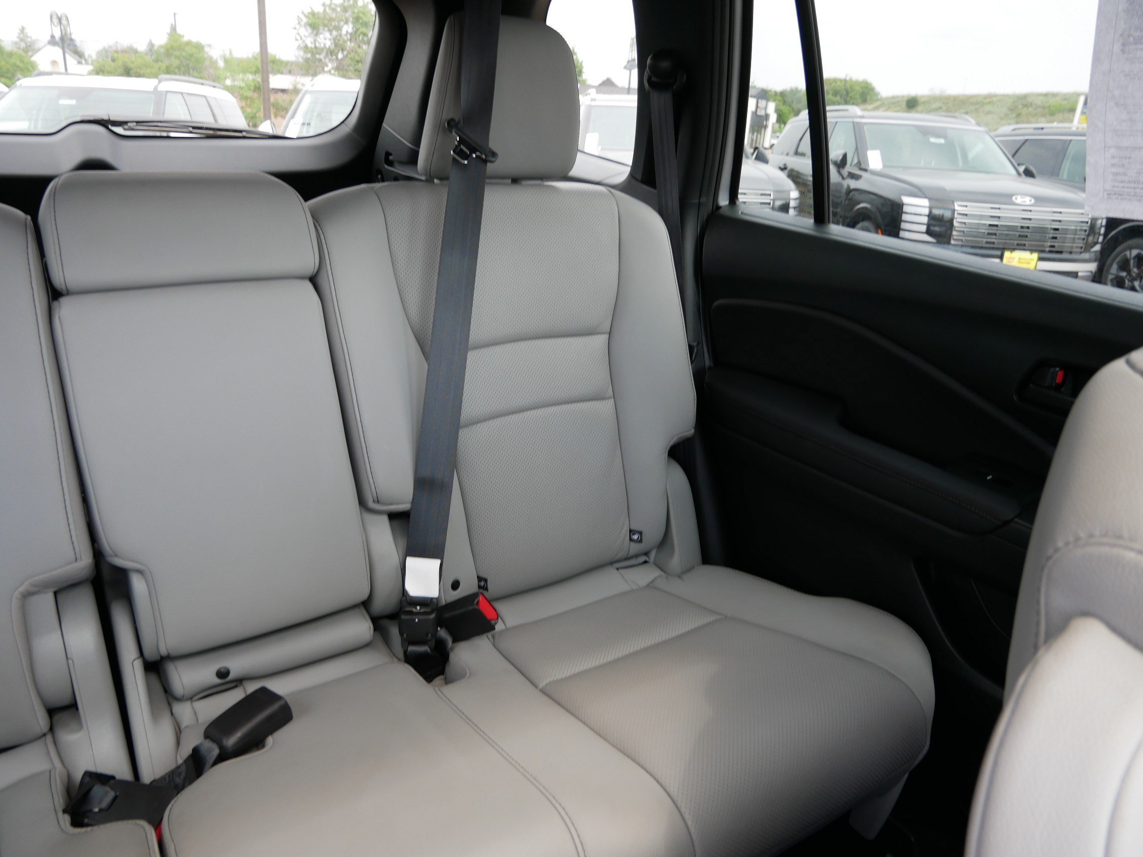 2023 Honda Passport EX-L - Photo 14