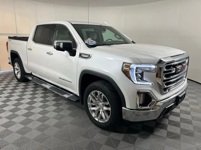 2021 GMC Sierra 4WD Crew Cab Short Box SLT's photo